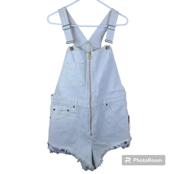 Free People cream colored sun-kissed denim short overalls with fringe leg size10 - Picture 3 of 14